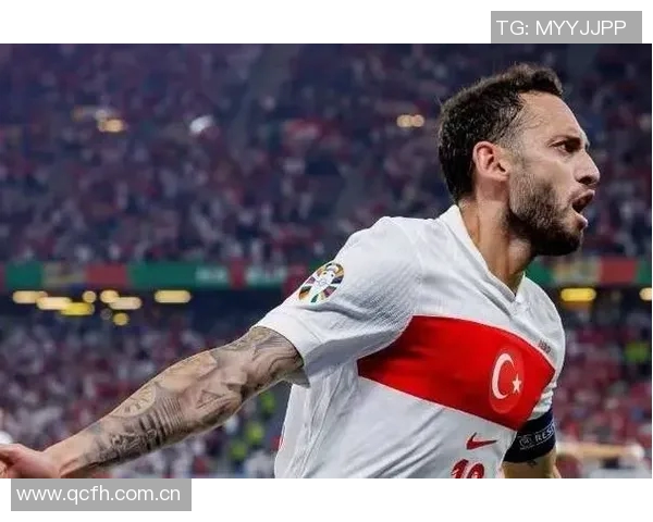 恰尔汗奥卢自豪代表土耳其百场伊尔迪兹有望争夺金球奖 恰尔汗奥卢自豪代表土耳其百场伊尔迪兹有望争夺金球奖