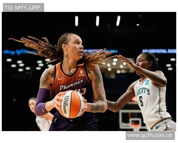 水星队面临挑战WNBA总决赛G3半场落后王牌12分形势严峻 水星队面临挑战WNBA总决赛G3半场落后王牌12分形势严峻