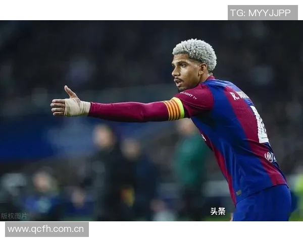 卡拉格直言阿劳霍表现不佳巴萨若想进步需考虑出售他 卡拉格直言阿劳霍表现不佳巴萨若想进步需考虑出售他