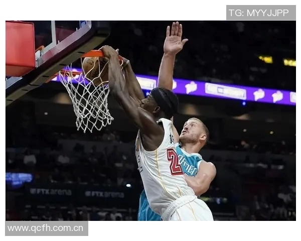 热火在罗齐尔被捕后逆袭连胜展现强大韧性与团队精神 热火在罗齐尔被捕后逆袭连胜展现强大韧性与团队精神