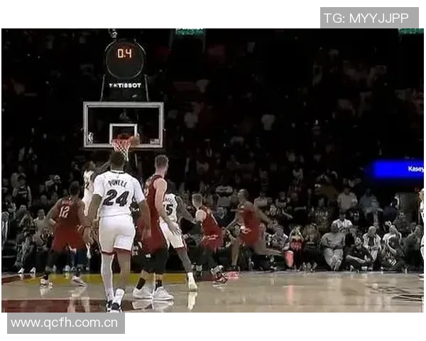 维金斯最后时刻发力16投9中三分球表现出色砍下22分4篮板3助攻半场独得15分 维金斯最后时刻发力16投9中三分球表现出色砍下22分4篮板3助攻半场独得15分