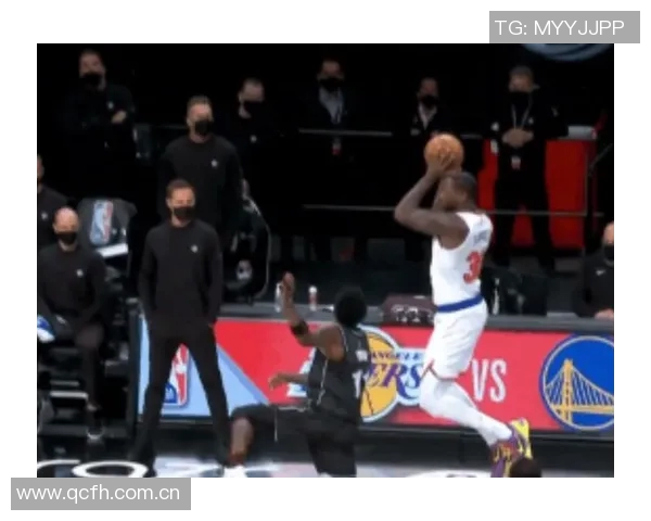 文班与教练组共同商议是否先发NBA决赛对阵尼克斯引发关注