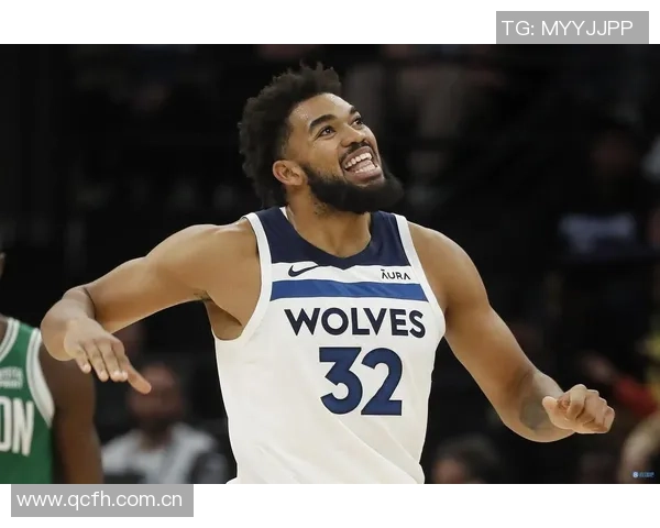 锡安复出表现抢眼半场8投4中罚球3中4轻松拿下11分 锡安复出表现抢眼半场8投4中罚球3中4轻松拿下11分