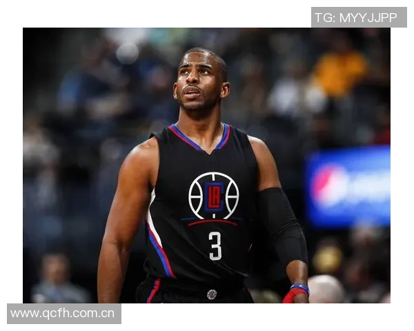 多支球队主动联系保罗探讨未来计划他始终保持训练状态