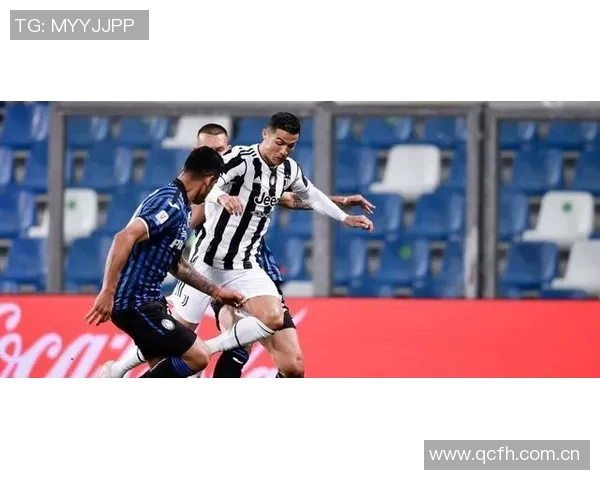 德佩社交媒体分享与罗纳尔多合影致敬传奇球星现象与老大同框瞬间