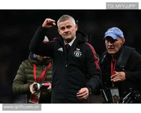 索帅幽默回应安切洛蒂调侃称曼联压力大工作不易