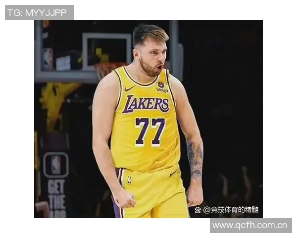 东契奇状态起伏全场23投8中三分球命中5次贡献25分2篮板7助攻