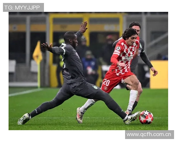 费耶诺德欧联杯比赛因恶劣天气推迟至明晨三点开球