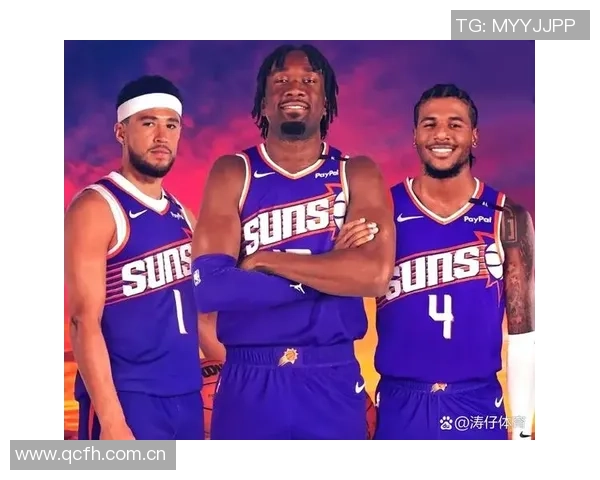 布克盛赞马威充满活力展现内线全能特质令人期待