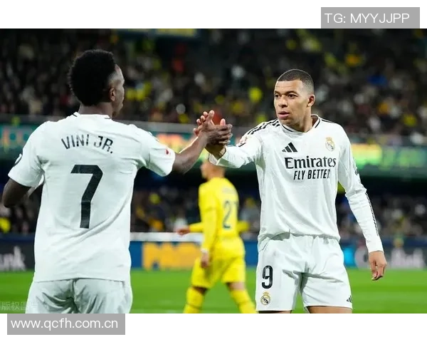 舍甫琴科盛赞姆巴佩称其金球奖指日可待是当代顶尖球员之一